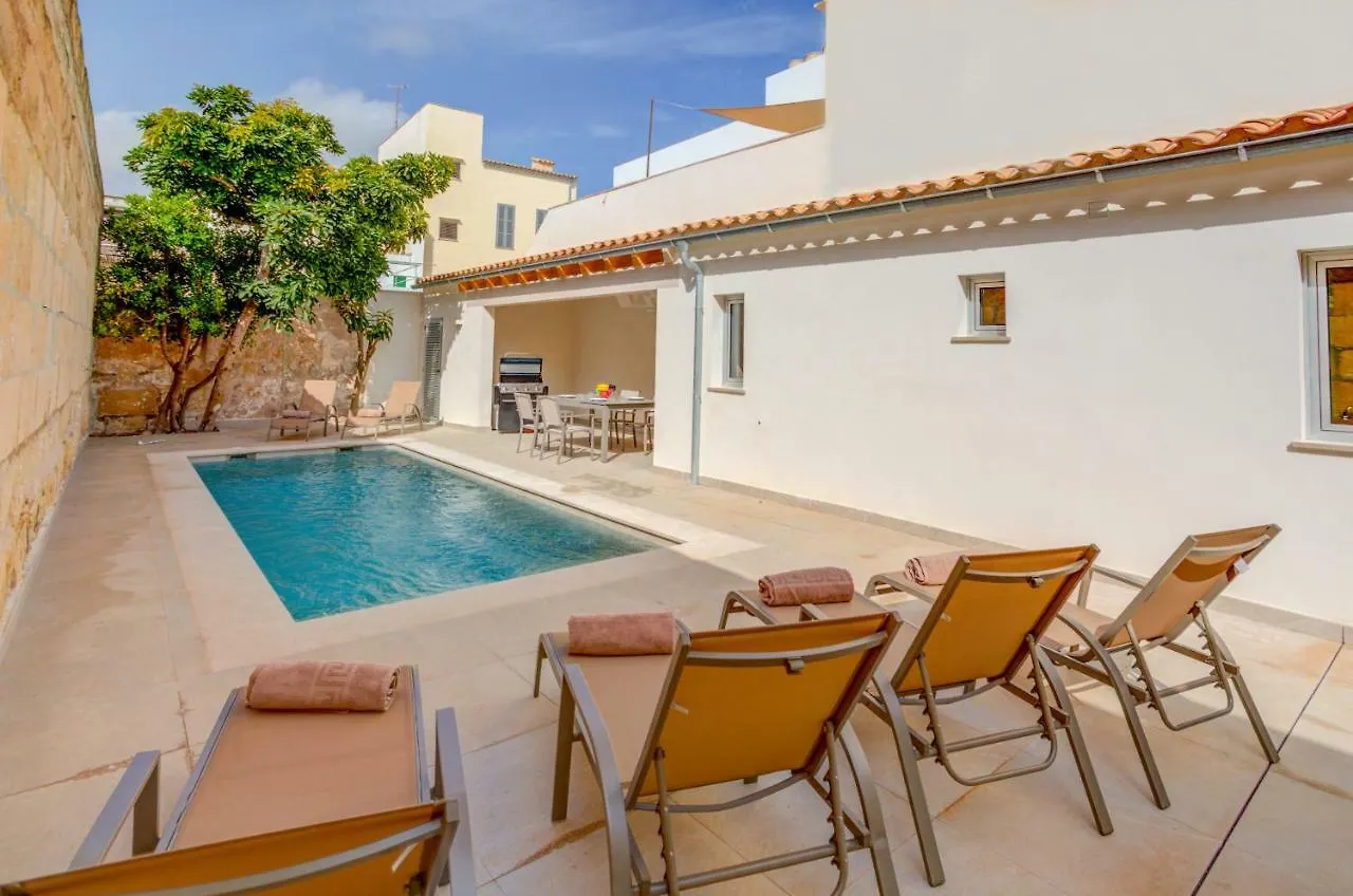 Beach Villa Monjas Port de Pollença Lägenhet